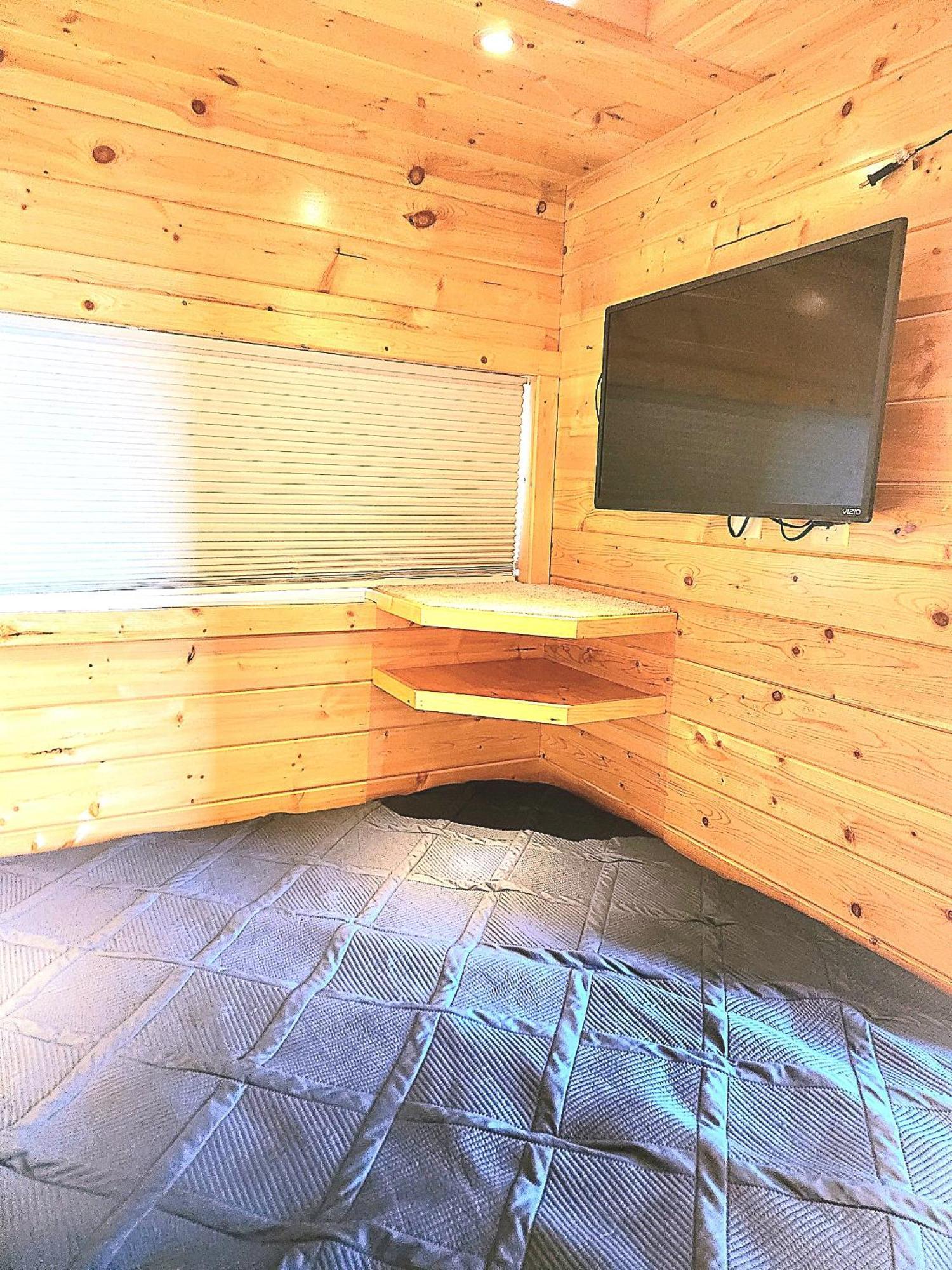 Orlando Lakefront Tiny Homes 6 Plus Month Rentals Bilik gambar