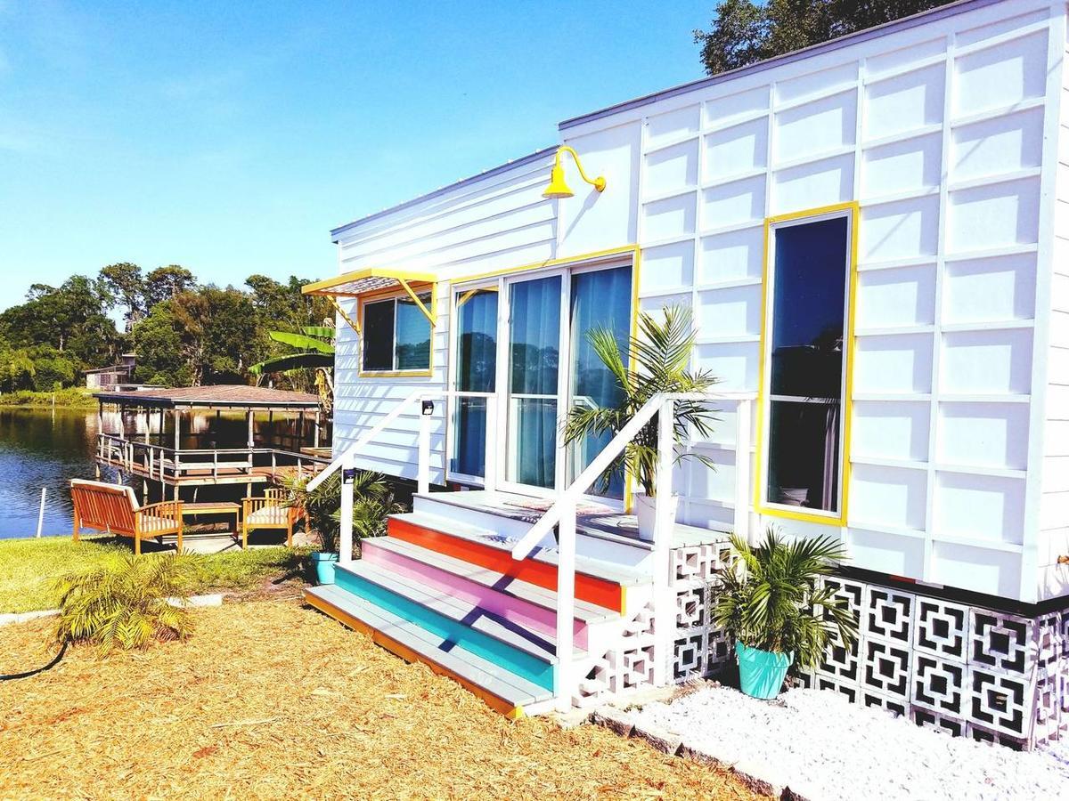 Orlando Lakefront Tiny Homes 6 Plus Month Rentals Bilik gambar