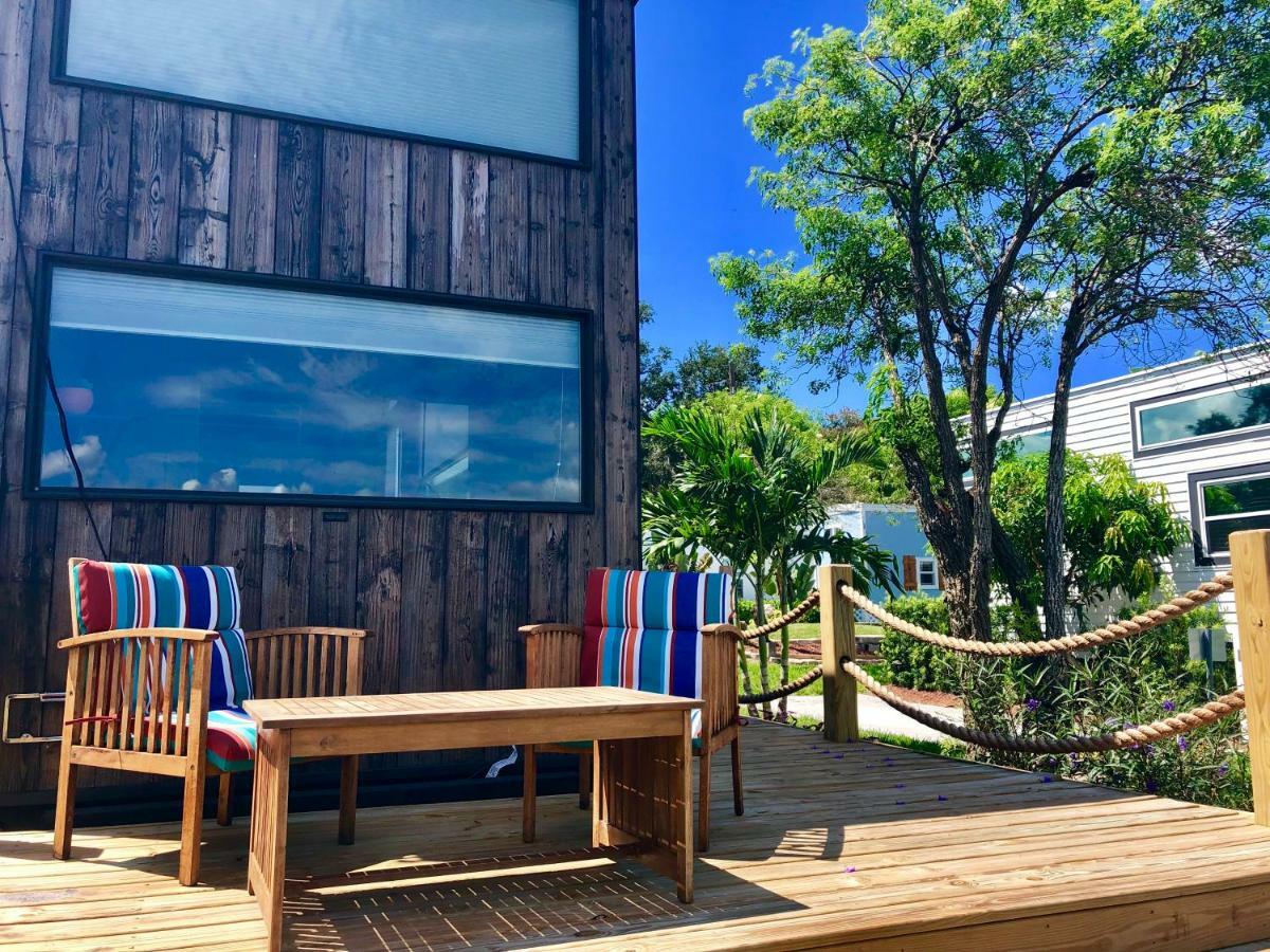 Orlando Lakefront Tiny Homes 6 Plus Month Rentals Luaran gambar